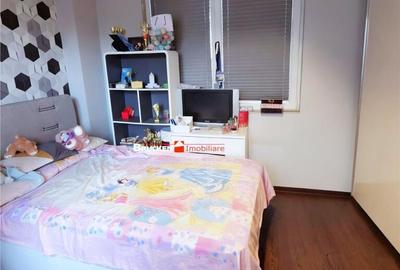 Apartament cu 4 camere semidecomandat în Decebal - 3