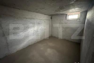 Casă cu 5 camere cu Teren 300 Mp în Partoș - 1