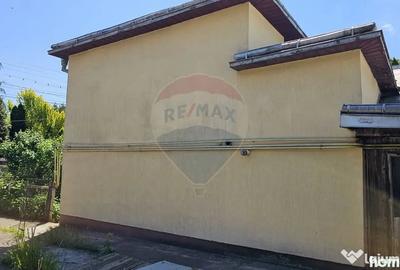 Casă cu 4 camere cu Teren 680 Mp în Central