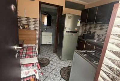 Garsonieră în Apărătorii Patriei