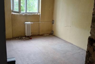 Apartament cu 3 camere nedecomandat în Sântandrei - 1