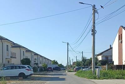 Teren Construcții intravilan de 123680000 mp, în Central