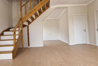 Casă cu 4 camere cu Teren 280 Mp în Lumina