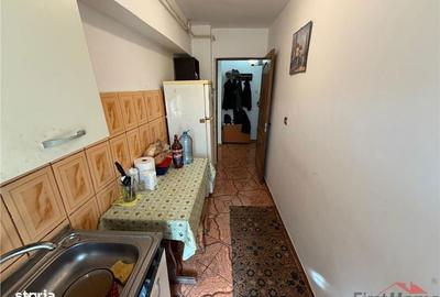 Garsonieră decomandată în Brăilei - 2