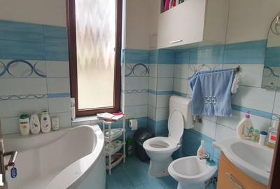 Casă cu 5 camere cu Teren 500 Mp în Ronaț - 12