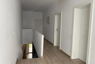 Casă cu 4 camere cu Teren 300 Mp în Urseni - 2