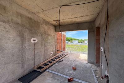 Casă cu 6 camere cu Teren 385 Mp în Tunari - 10