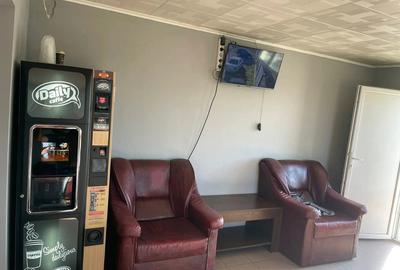 Spa?iu de vanzare sau ptr inchiriere - 3