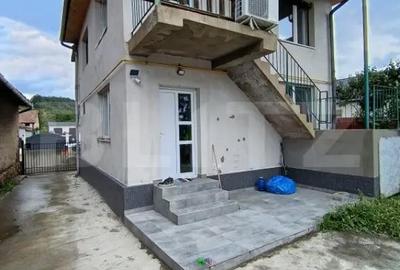 Casă cu 3 camere cu Canalizare în Jibou - 5