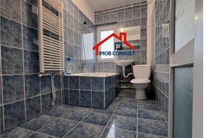 Apartament cu 2 camere decomandat în 9 Mai - 2