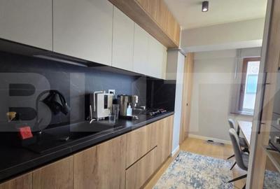 Apartament de vanzare, 3 camere, decomandat, 89 mp, zona Ram - 4