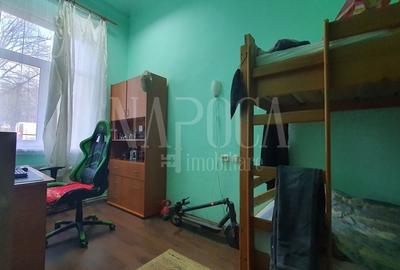 Apartament cu 3 camere semidecomandat în Central - 3