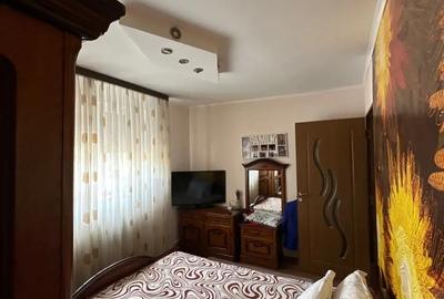 Apartament cu 3 camere semidecomandat în Central - 8