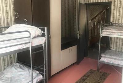 Casă cu 10 camere cu Teren 50 Mp în Dârste - 1