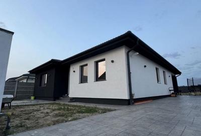 Casă cu 3 camere cu Teren 650 Mp în Odoreu - 2