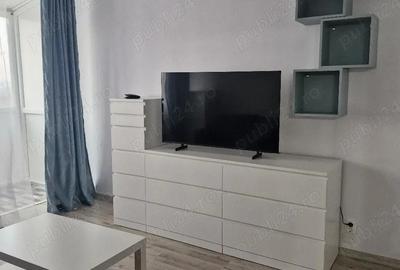 Apartament cu 2 camere decomandat în Eroii Revoluției - 1