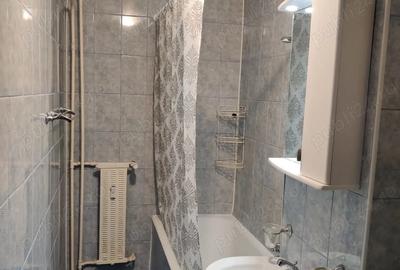 Garsonieră decomandată în Lacul Tei