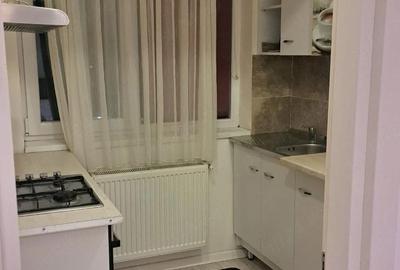 Garsonieră decomandată în Militari