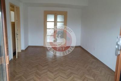 Apartament cu 4 camere decomandat în Kogălniceanu - 11