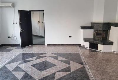 Casă individuală cu 10 camere cu Teren 700 Mp în Zorilor - 9