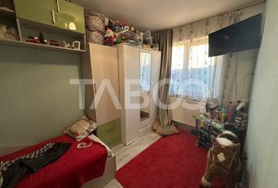 Apartament de vanzare  2 camere 42 mp utili zona 13 Decembrie - 2