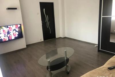 Direct proprietar, Inchiriez garsoniera Obor cu boxa proprie - 2