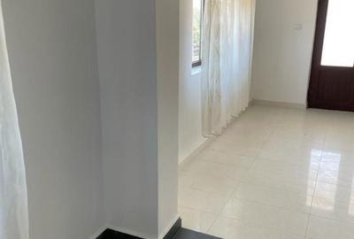 Casă cu 3 camere cu Teren 2263 Mp în Central - 4