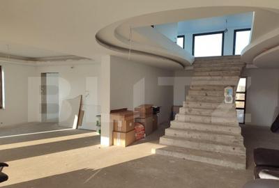 Casa individuala semifinisata, 2000mp teren, zona centrala R - 3