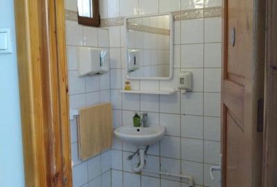 Proprietar ofer spre inchiriere spatiu 40 mp , Constanta Tomis I - 5