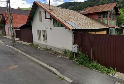 Casă cu 4 camere în Central - 6