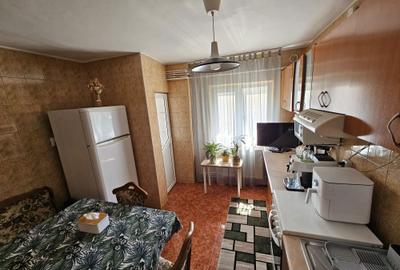 Apartament cu 3 camere decomandat în Central - 7