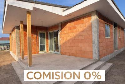 Duplex cu 3 camere cu Canalizare în Albina