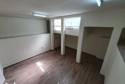 Spațiu comercial, de 42 mp, în Central