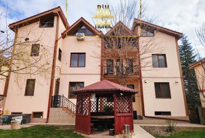 Apartament cu 4 camere semidecomandat în Km 5 - 2