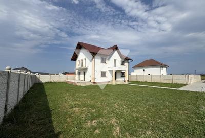 Casa moderna 5 camere si teren 740 mp de vanzare in Cristian Sibiu - 4