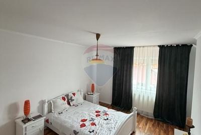 Casă cu 5 camere cu Teren 999 Mp în Bărăbanț - 19