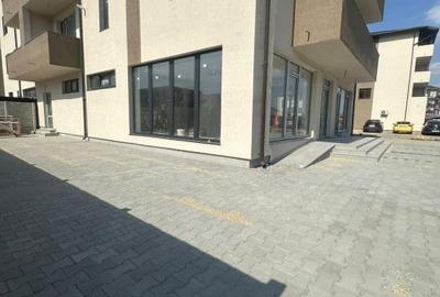 Spațiu comercial, de 90.05 mp, în Central - 6