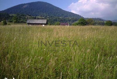 Teren de 12588 mp, în Central - 1