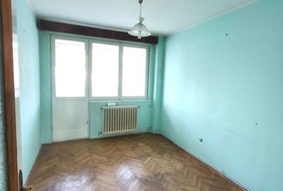 Apartament cu 3 camere decomandat în Călărași - 3