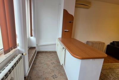 Apartament cu 2 camere decomandat, mobilat în Pajura - 4