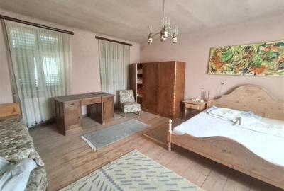 Apartament cu 5 camere semidecomandat în Central - 2
