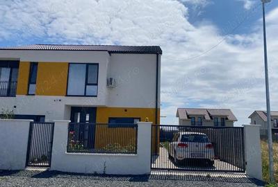 Casă cu 4 camere cu Teren 300 Mp în Urseni