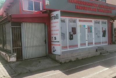 Spațiu comercial, de 200 mp, în Central - 4
