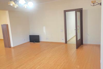 Apartament cu 3 camere semidecomandat în Polonă - 18