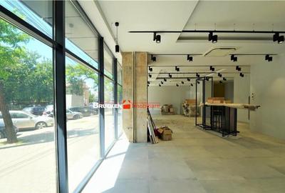 Spațiu comercial, de 186 mp, în Central