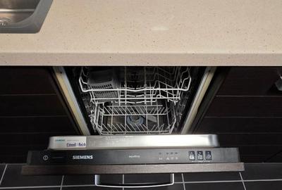 Apartament cu 3 camere decomandat, mobilat în Vitan - 8