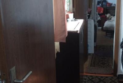 Vand 2garsoniere cf 2 transformate in apartament Vand 2garsoniere cf 2 transformate in apartament - 1