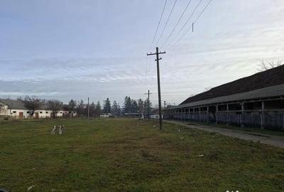 Teren de 1300 mp, în Central - 7