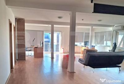 Casă cu 14 camere cu Teren 706 Mp în Soarelui - 12