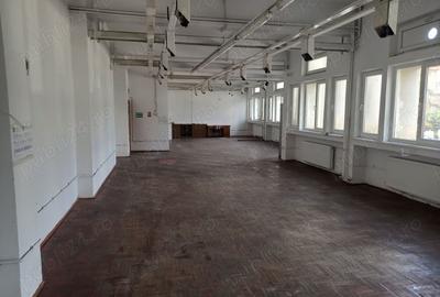 Spațiu comercial, de 1,800 mp, în Târgu Neamț - 9